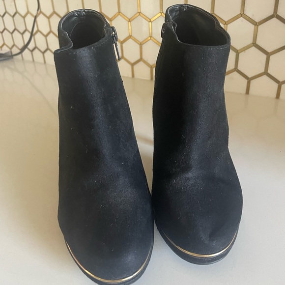 Ankle Faux Suede Stiletto Heel Zipper Boots Size 7.5 Goth Romantic Goth Grunge - Picture 3 of 13